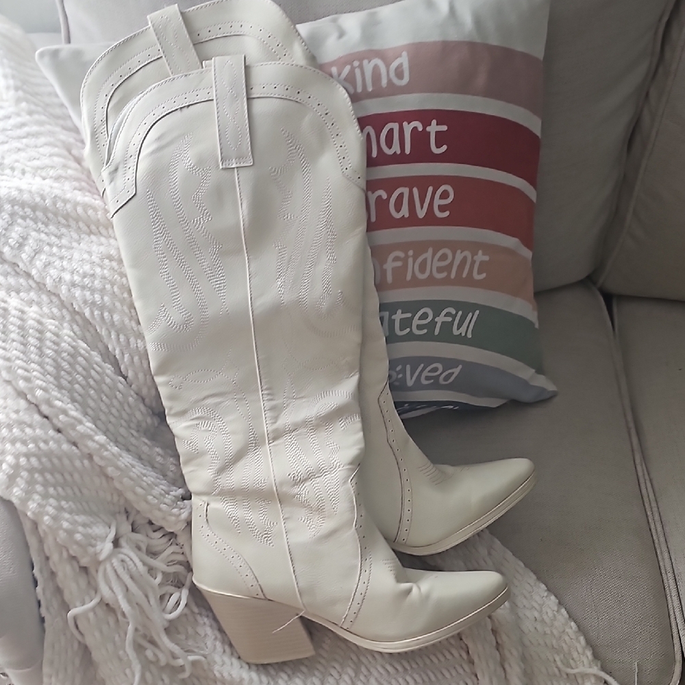Elegant Beige Women's Knee-High Boots